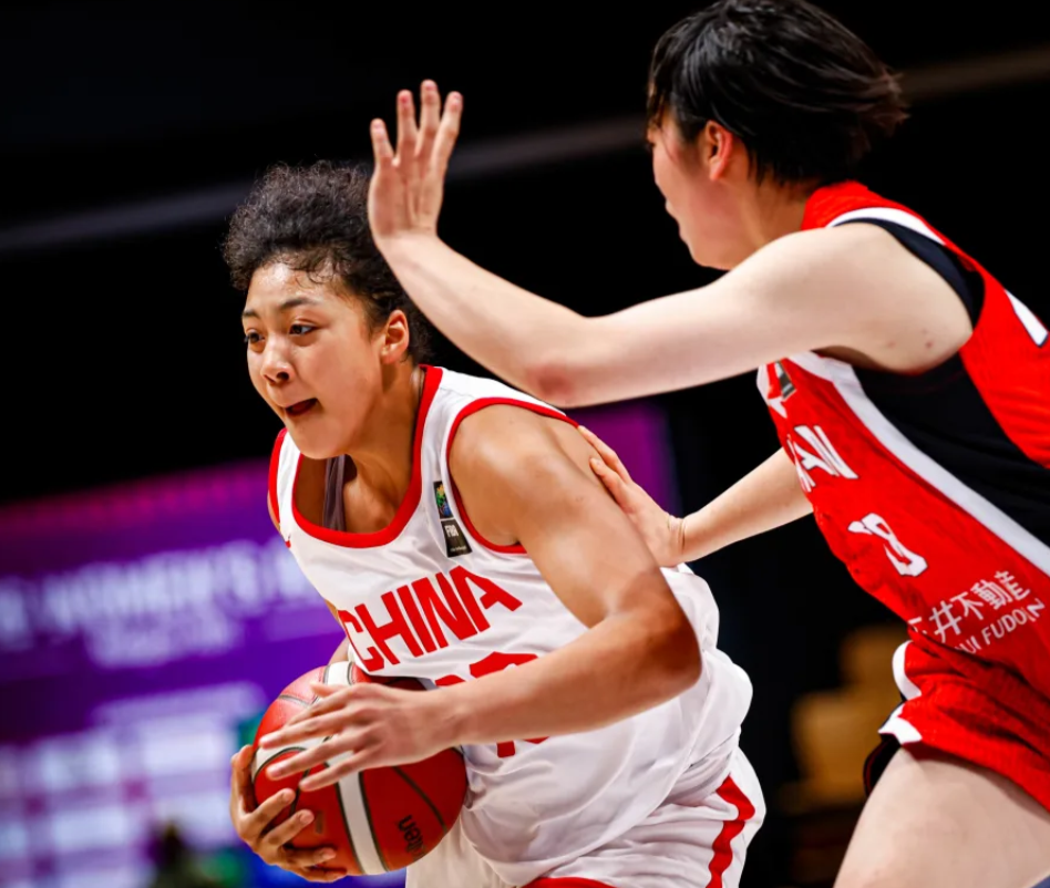 祝铭震在中, 中国篮球也, 主力 祝铭震在中, 中国篮球也, 主力