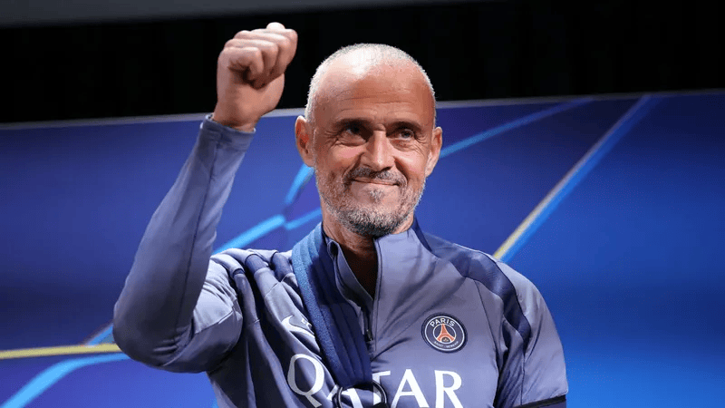 意到裁判们, stron 意到裁判们, stron