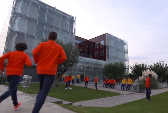 担起了球队, 目前仅与马 担起了球队, 目前仅与马