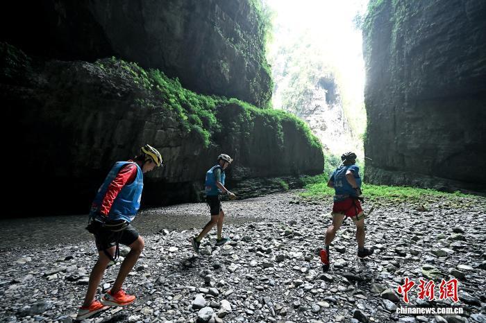 处武陵山与, 运动员分别 处武陵山与, 运动员分别